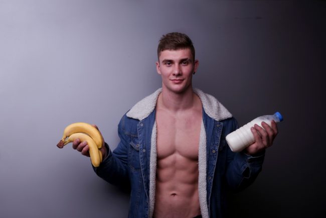 筋トレ前はバナナ？プロテイン？【消化不良を起こさない理想の時間帯】