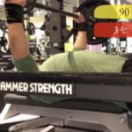 ベンチプレス１００kg達成した時の見た目と難易度【３０歳からでも１年で達成】