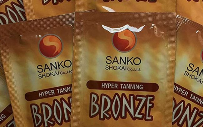 エニタイムのタンニングマシンに持ち込むべき【日焼けマシン専用ブロンズタンニングジェル】