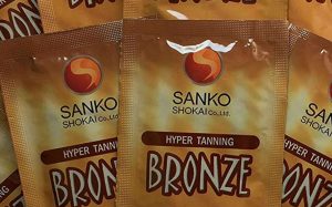 エニタイムのタンニングマシンに持ち込むべき【日焼けマシン専用ブロンズタンニングジェル】